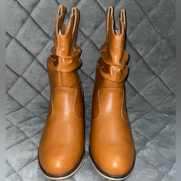 Cowgirl Ankle Boots - Picture 3 of 10